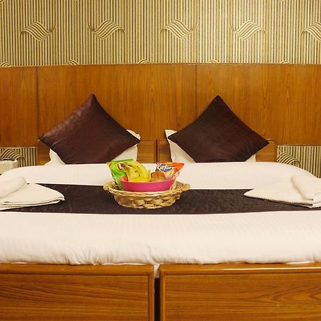 Hotel Delhi Marine Club C6 Vasant Kunj Ню Делхи Екстериор снимка